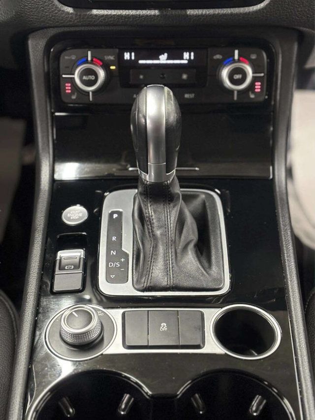 2016 Volkswagen Touareg VR6 Lux 4dr - 22976618 - 30