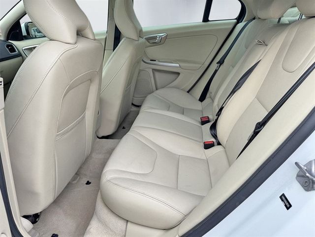 2016 Volvo S60 2.5 Premier 4WD - 22959020 - 19