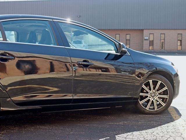 2016 Volvo S60 Inscription 4dr Sedan T5 Drive-E Platinum FWD - 22995766 - 3