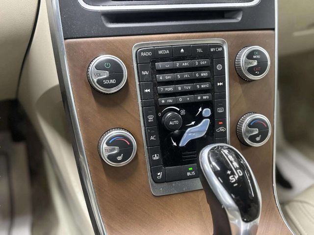 2016 Volvo S60 Inscription 4dr Sedan T5 Premier AWD - 23010687 - 22