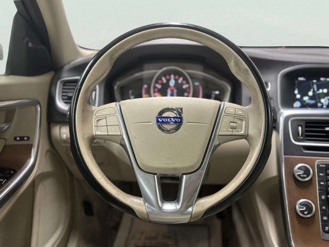 2016 Volvo S60 Inscription 4dr Sedan T5 Premier AWD - 23010687 - 25