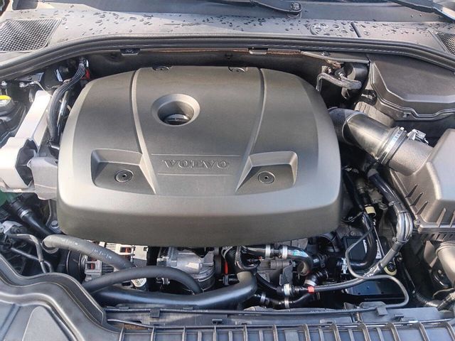 2016 Volvo V60 4dr Wagon T5 Drive-E Platinum FWD - 22970523 - 16