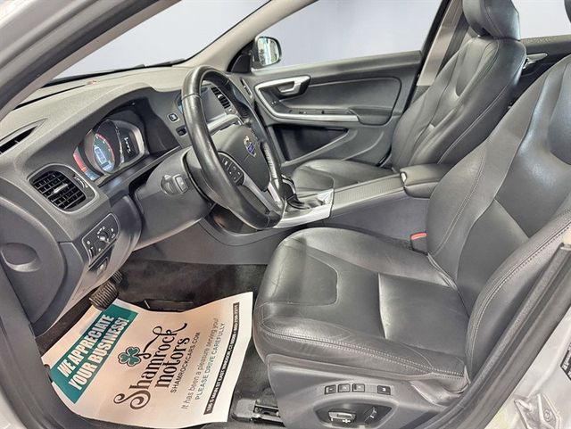 2016 Volvo V60 4dr Wagon T5 Premier AWD - 23028191 - 13