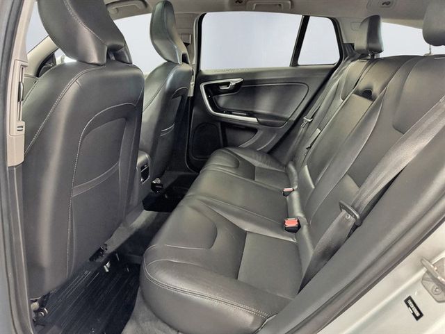 2016 Volvo V60 4dr Wagon T5 Premier AWD - 23028191 - 21