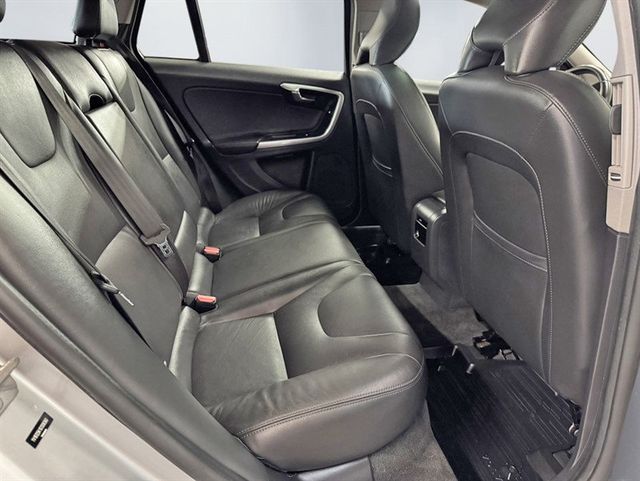 2016 Volvo V60 4dr Wagon T5 Premier AWD - 23028191 - 23