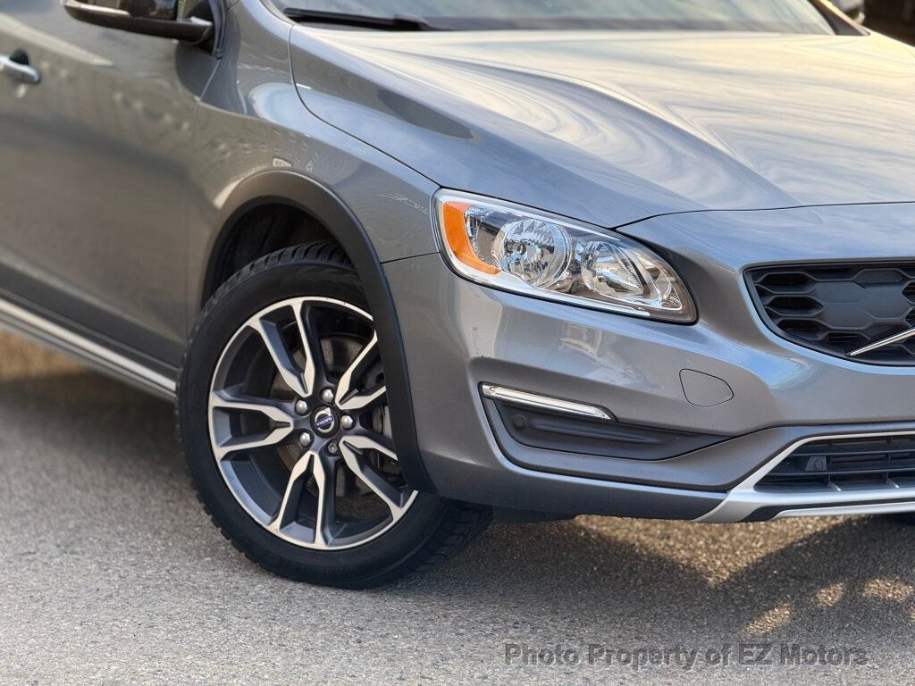 2016 Volvo V60 Cross Country PREMIER!RARE! YES 32097 KM ONLY!! CERTIFIED! - 22901437 - 10