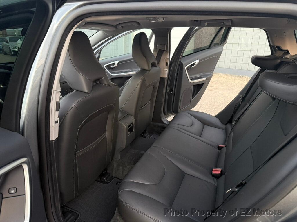 2016 Volvo V60 Cross Country PREMIER!RARE! YES 32097 KM ONLY!! CERTIFIED! - 22901437 - 14