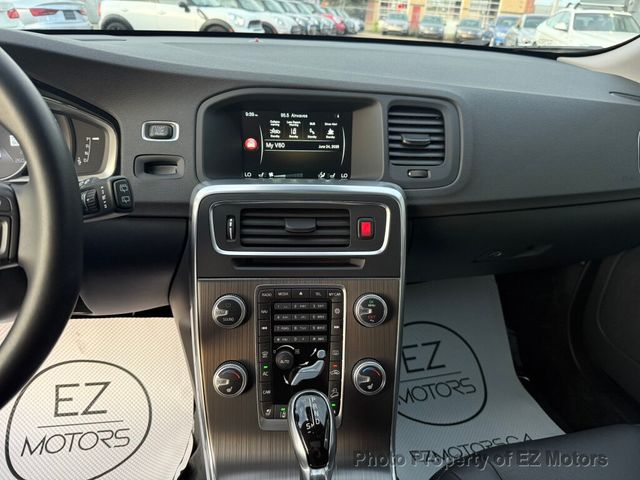 2016 Volvo V60 Cross Country PREMIER!RARE! YES 32097 KM ONLY!! CERTIFIED! - 22901437 - 32