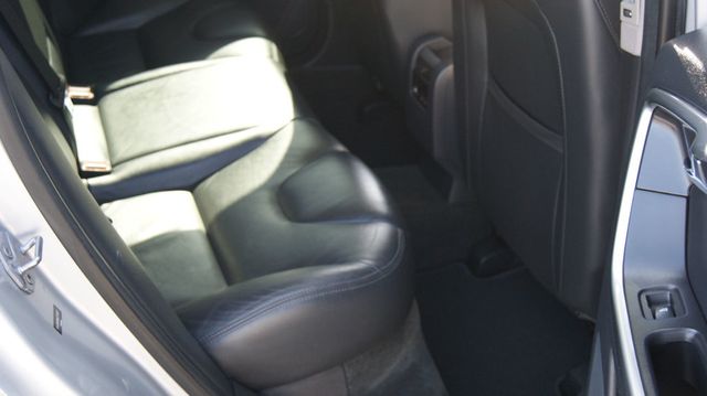 2016 Volvo XC60 3 MONTH WARRANTY , JUST SERVICED , VERY CLEAN INSIDE AND OUT  - 22987798 - 32