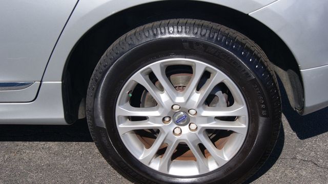 2016 Volvo XC60 3 MONTH WARRANTY , JUST SERVICED , VERY CLEAN INSIDE AND OUT  - 22987798 - 58