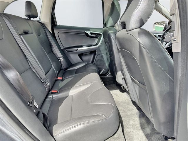 2016 Volvo XC60 AWD 4dr T5 Premier - 22999106 - 21