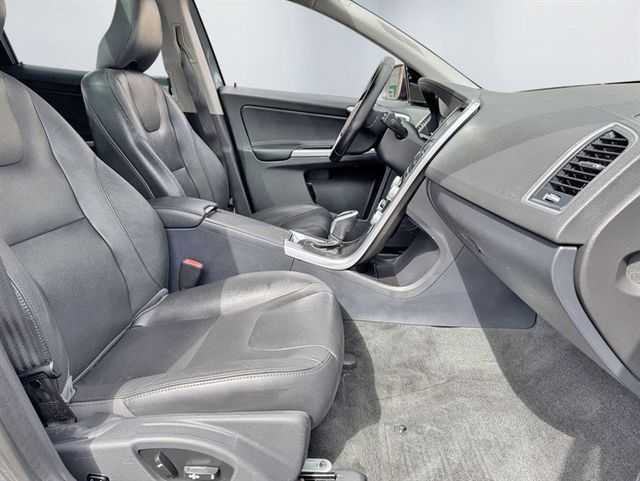 2016 Volvo XC60 AWD 4dr T5 Premier - 22999106 - 22