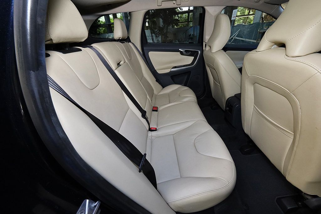 2016 Volvo XC60 AWD 4dr T5 Premier - 22914333 - 27