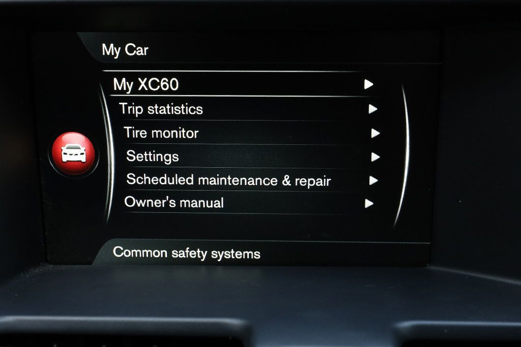 2016 Volvo XC60 T5 Premier photo 32