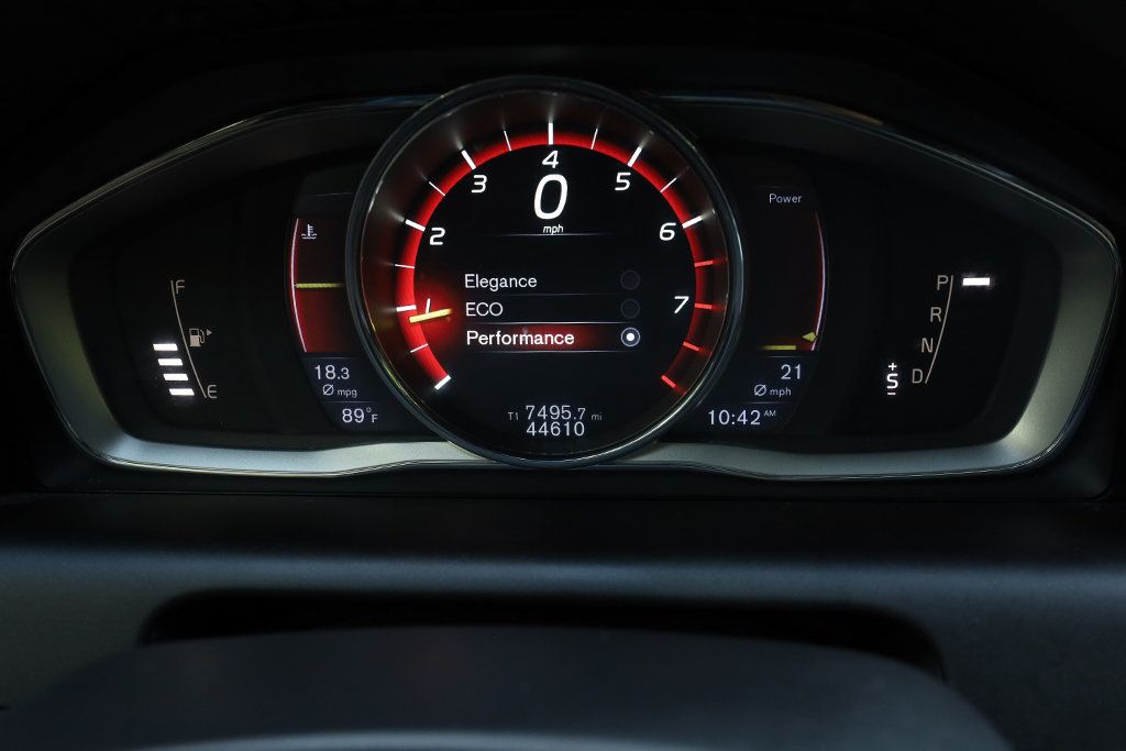 2016 Volvo XC60 T5 Premier photo 39