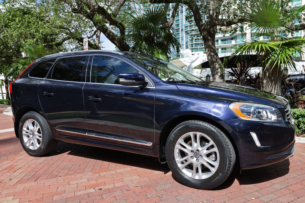2016 Volvo XC60 T5 Premier photo 48
