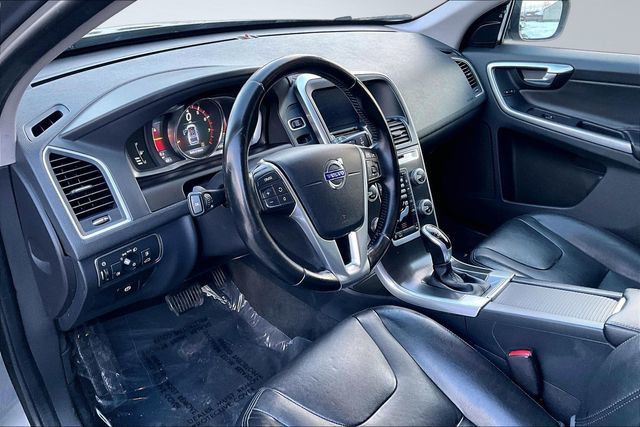2016 Volvo XC60 AWD 4dr T6 - 22973432 - 10