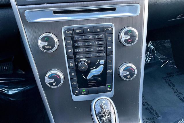 2016 Volvo XC60 AWD 4dr T6 - 22973432 - 24