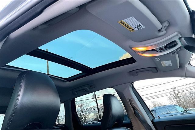 2016 Volvo XC60 AWD 4dr T6 - 22973432 - 32