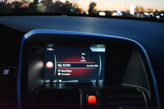 2016 Volvo XC60 AWD 4dr T6 Drive-E - 23011145 - 14