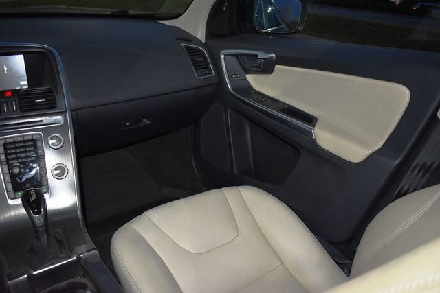 2016 Volvo XC60 AWD 4dr T6 Drive-E - 23011145 - 27