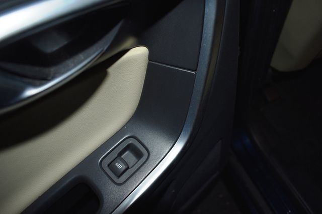 2016 Volvo XC60 AWD 4dr T6 Drive-E - 23011145 - 32