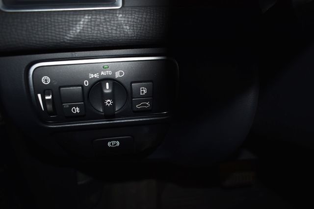 2016 Volvo XC60 AWD 4dr T6 Drive-E - 23011145 - 34