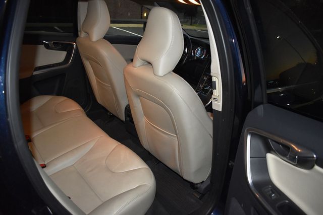 2016 Volvo XC60 AWD 4dr T6 Drive-E - 23011145 - 45