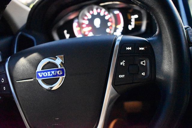 2016 Volvo XC60 AWD 4dr T6 Drive-E - 23011145 - 8