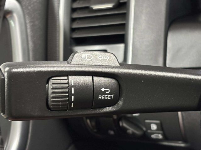 2016 Volvo XC60 AWD 4dr T6 Drive-E - 23005209 - 37