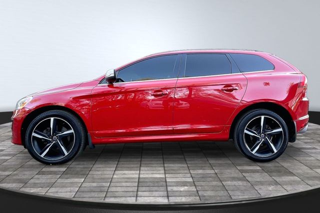 2016 Volvo XC60 AWD 4dr T6 Drive-E R-Design - 23016302 - 3