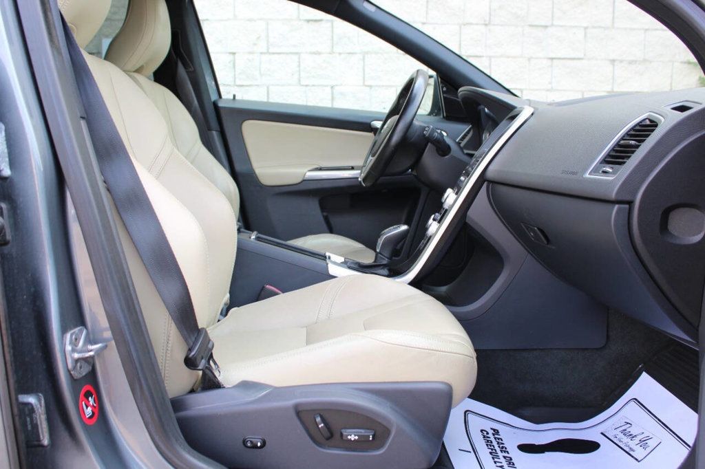 2016 Volvo XC60 AWD 4dr T6 Platinum - 22899817 - 15