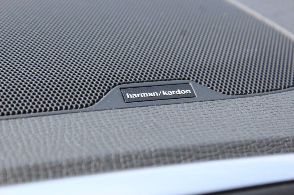 2016 Volvo XC60 AWD 4dr T6 Platinum - 22899817 - 32