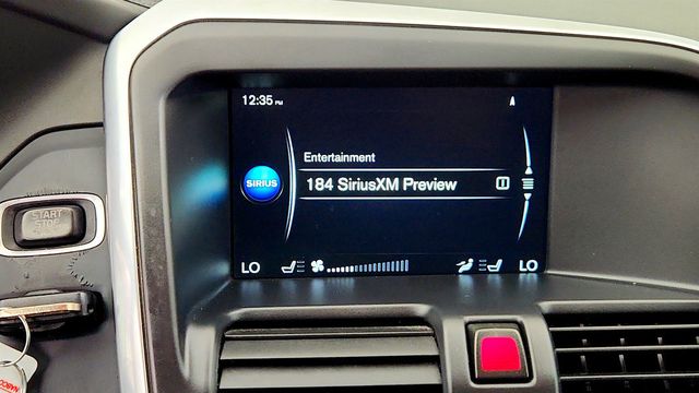 2016 Volvo XC60 AWD 4dr T6 w/ Convenience, Proximity & BLIS Pkgs - 23068354 - 16