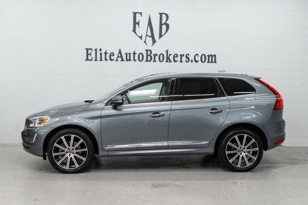 Volvo XC60 photo 2