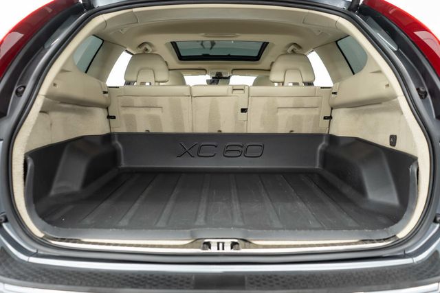 2016 Volvo XC60 FWD 4dr T5 Drive-E Premier - 23083917 - 23