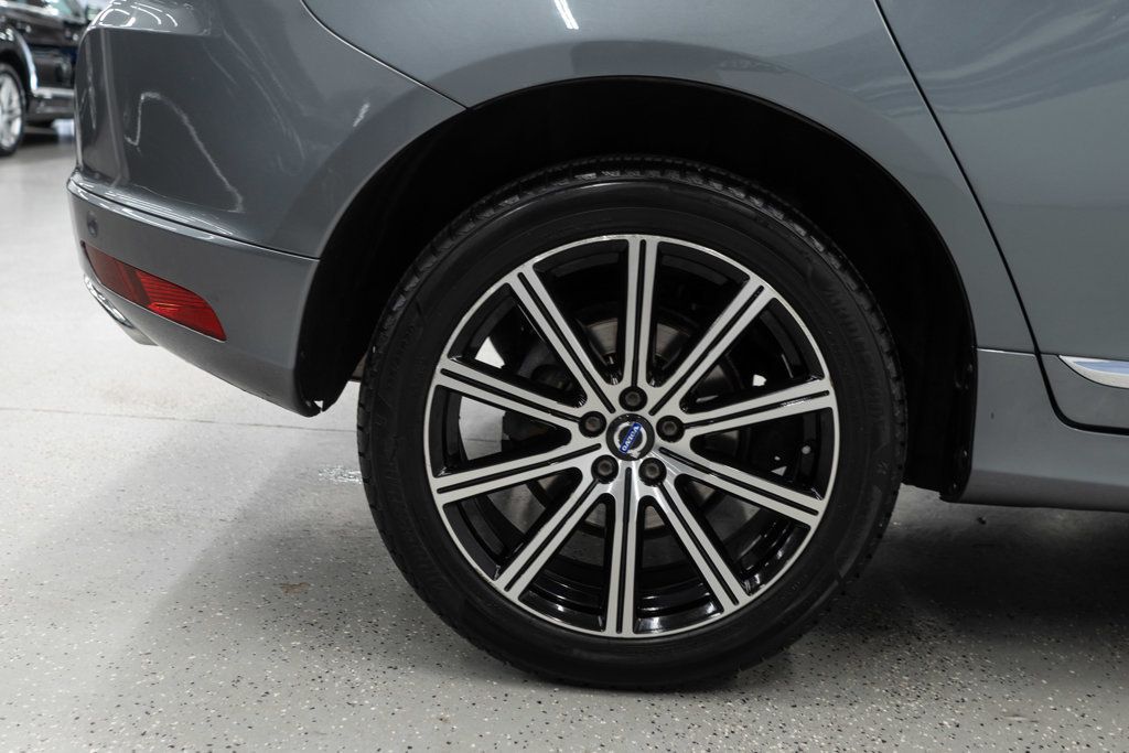 Volvo XC60 photo 28