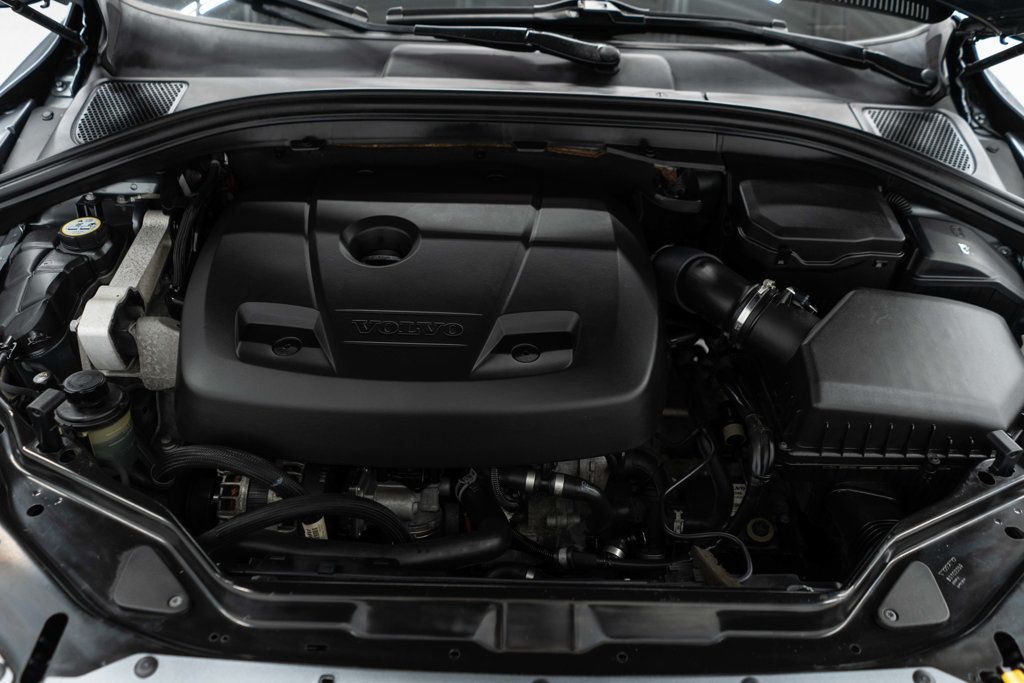 Volvo XC60 photo 33