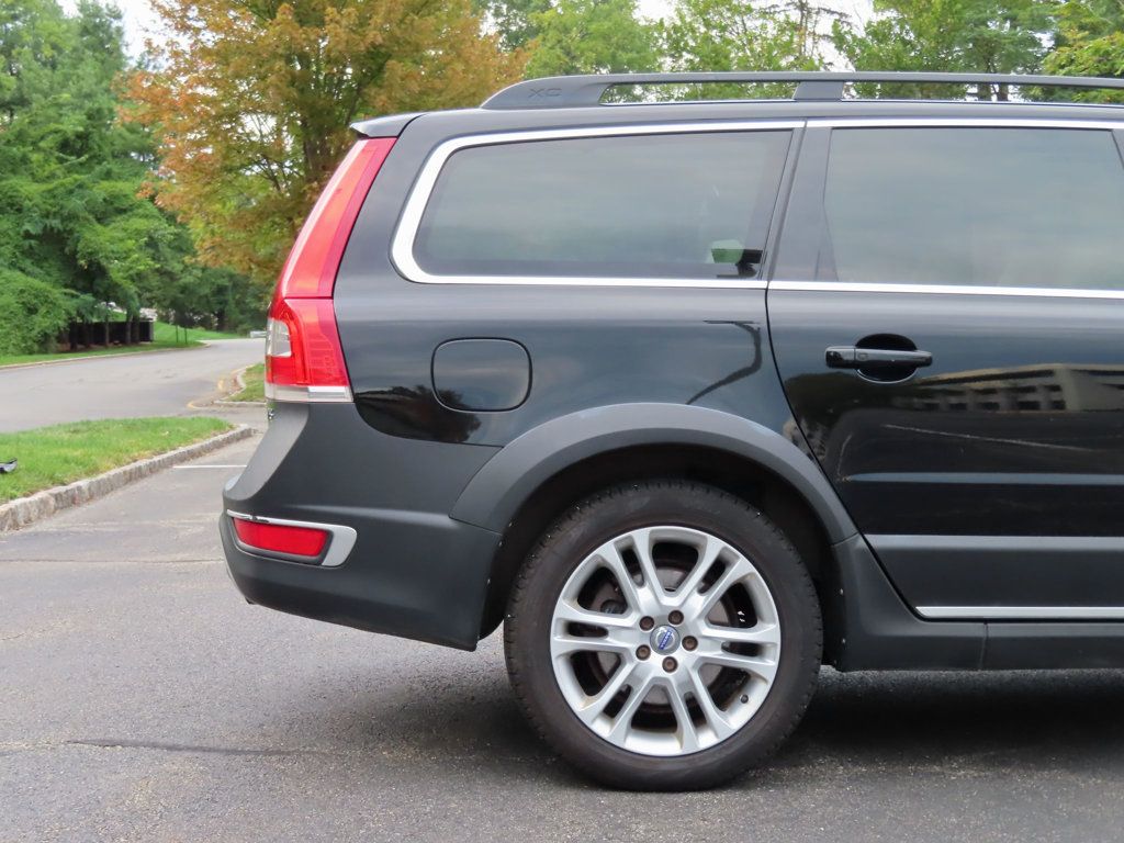 2016 Volvo XC70 T5 Premier photo 18