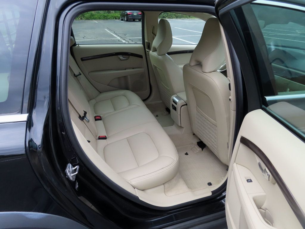2016 Volvo XC70 T5 Premier photo 28