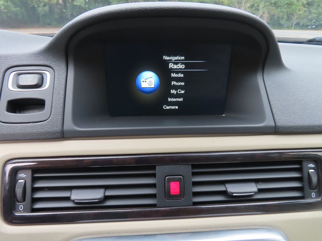 2016 Volvo XC70 T5 Premier photo 35