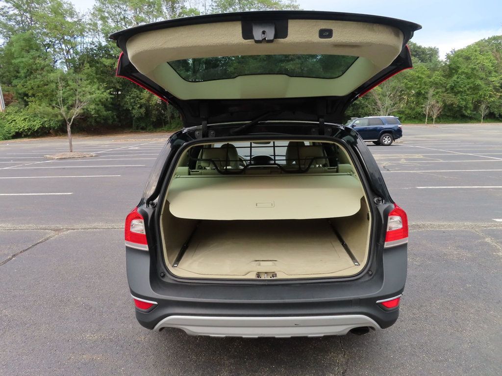 2016 Volvo XC70 T5 Premier photo 42