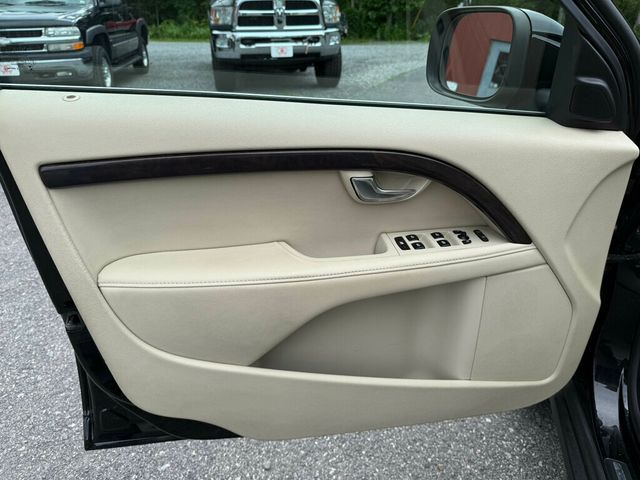 2016 Volvo XC70 AWD 4dr Wagon T5 Premier - 22846946 - 17