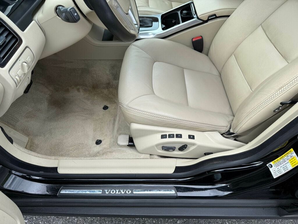 2016 Volvo XC70 T5 Premier photo 21