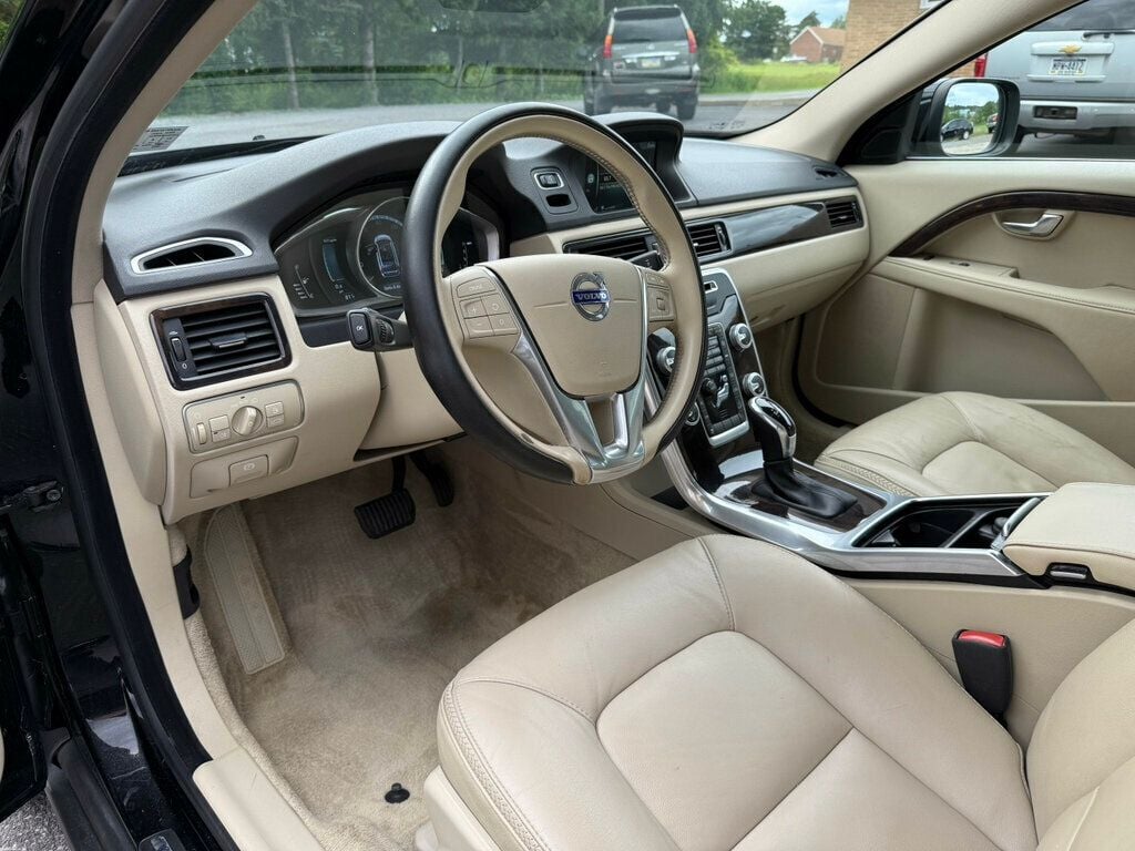 2016 Volvo XC70 T5 Premier photo 22