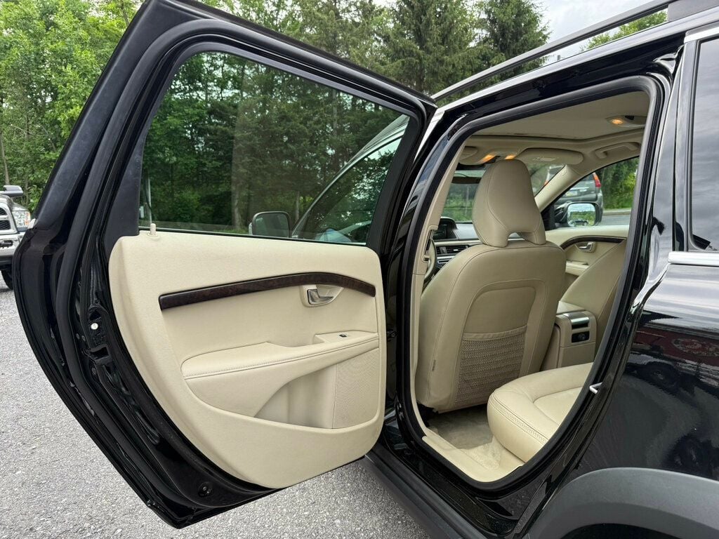 2016 Volvo XC70 T5 Premier photo 31