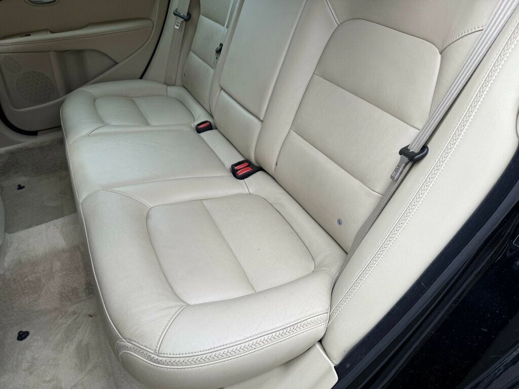 2016 Volvo XC70 T5 Premier photo 34