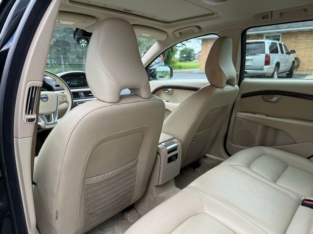2016 Volvo XC70 T5 Premier photo 36