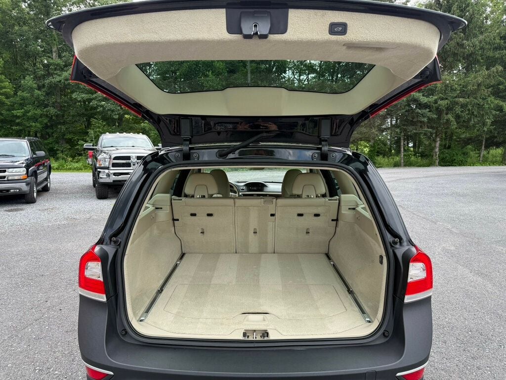 2016 Volvo XC70 T5 Premier photo 37