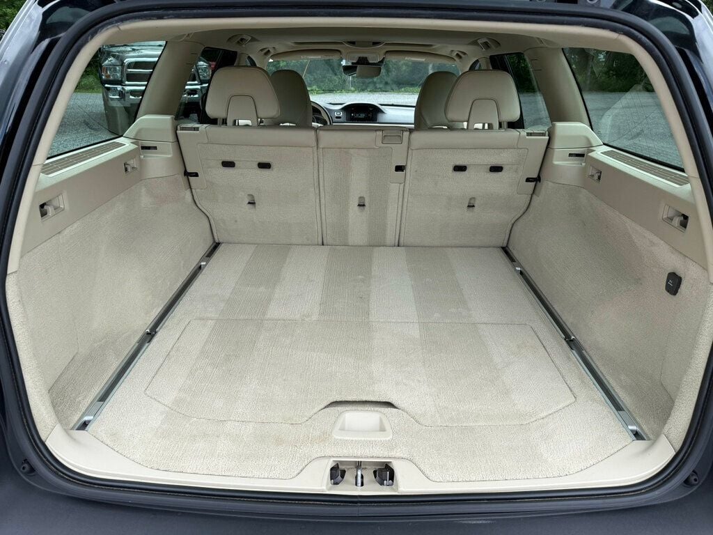 2016 Volvo XC70 T5 Premier photo 38